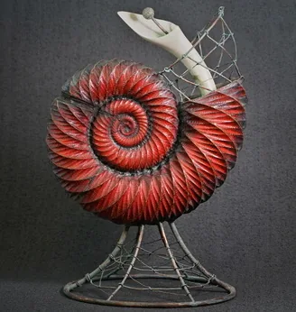 Spiralius – dub, javor, měď, 60×70×38 cm, 2024