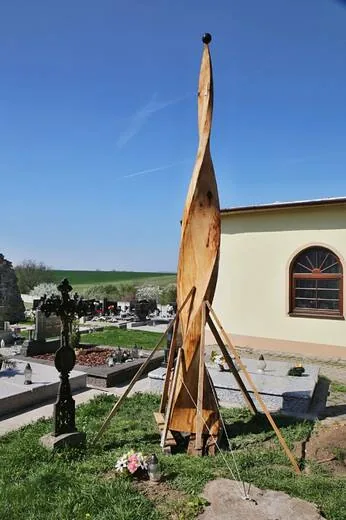 Socha na hřbitově – Boleráz