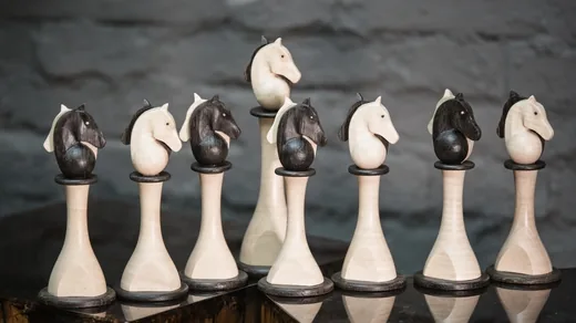 Trofeje pro Chess Slovak Open – subfosilní dub, javor