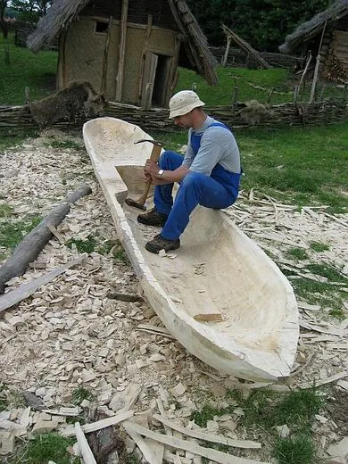 Výroba monoxylu – Modrá