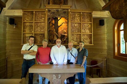 Oltář Miroslava Valenty v kapli svatého Huberta (spoluúčast)