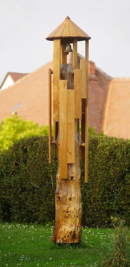 ZVONIČKA v ČÁČOVĚ (Senica)