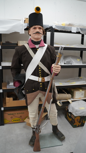 Puška, ruce a hlava je naše výroba