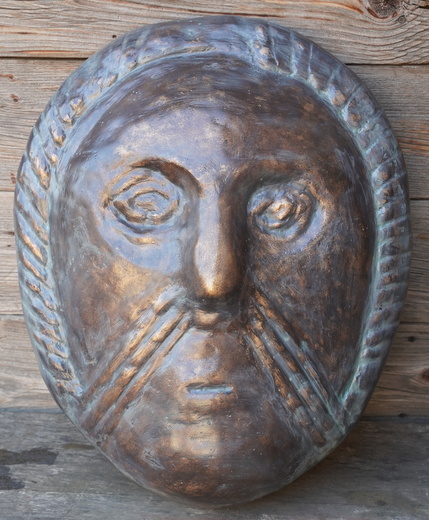 3D sken miniaturního artefaktu ve velikosti na fasádu muzea