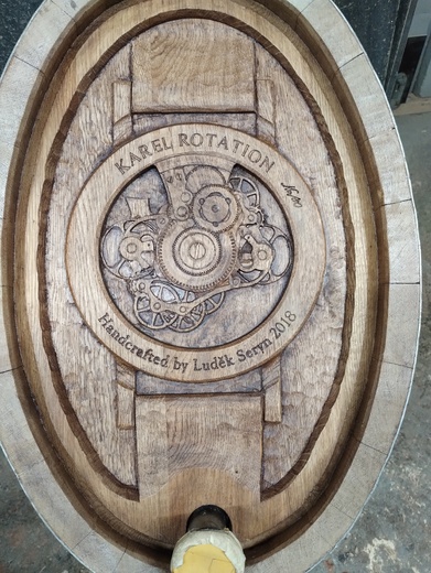 HODINKY DLE KARLA, 40x60, dub, 2025